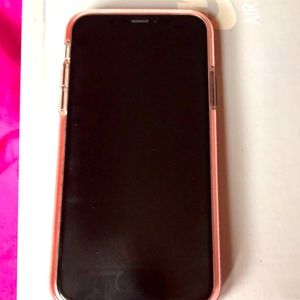 It’s an iPhone X , it works it’s on , it works & it have the iOS 16 !!!